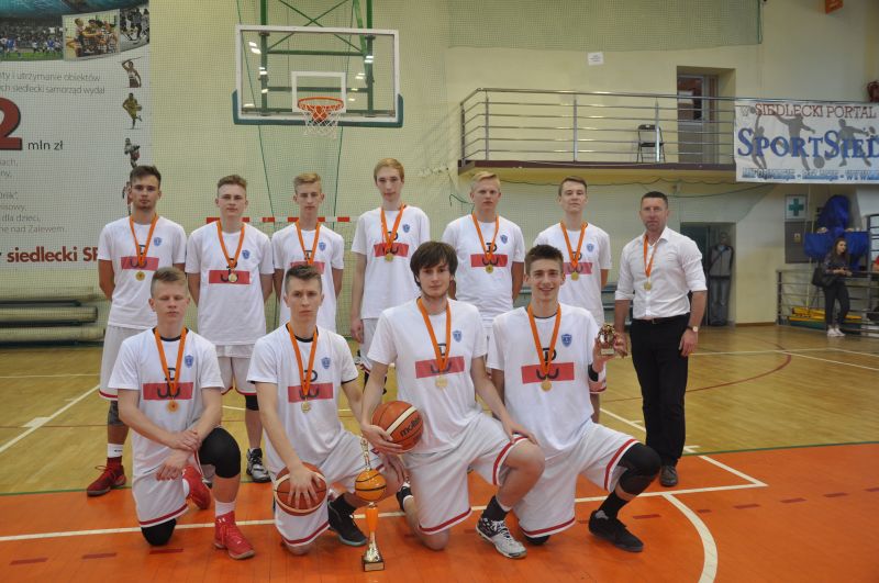 W tym roku szkolnym odbyła się VII edycja Pucharu Prezydenta Siedlec w Koszykówce chłopców. W tym roku szkolnym odbyła się VII edycja Pucharu Prezydenta Siedlec w Koszykówce chłopców.